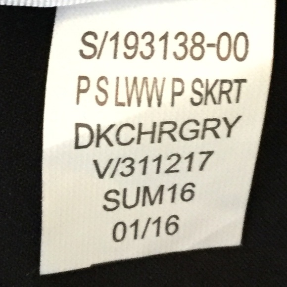 Banana Republic Pencil Skirt - Picture 5 of 6